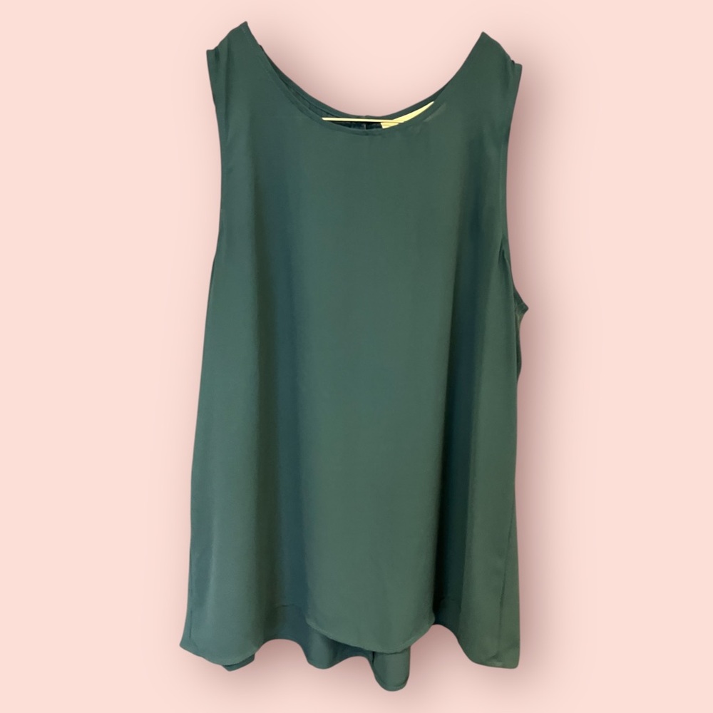LOFT Green Boxy Sleeveless Tank Top